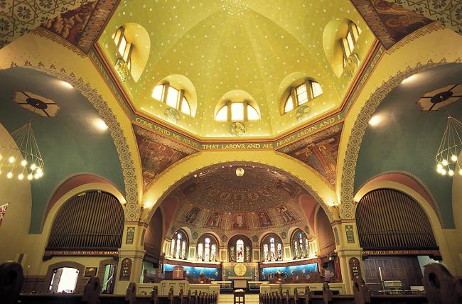 St. Anne’s Church, Interior